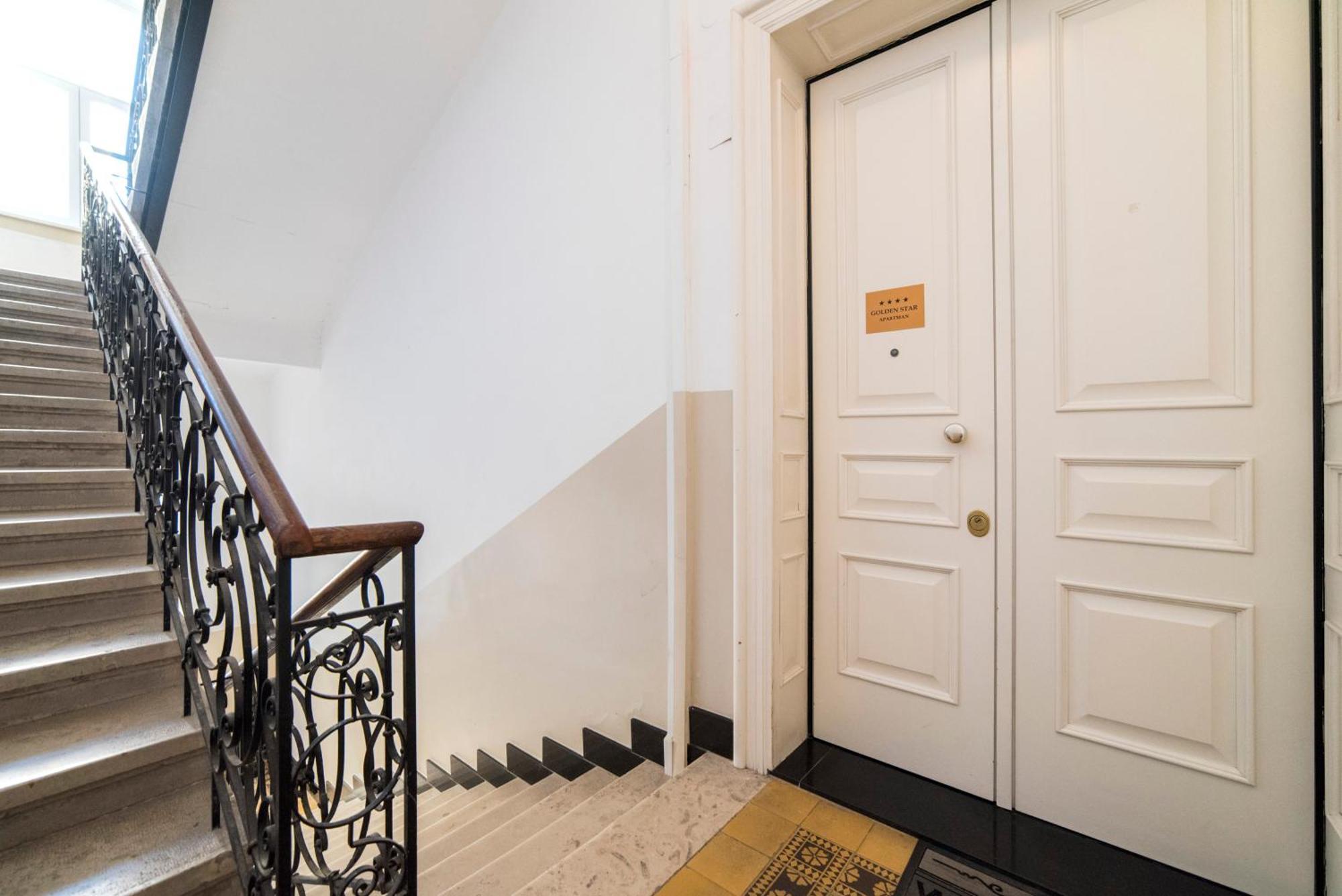 Golden Star Apartment Zagreb Luaran gambar