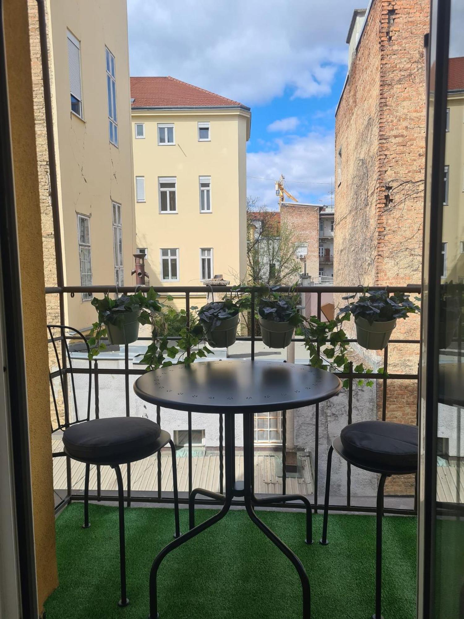 Golden Star Apartment Zagreb Luaran gambar