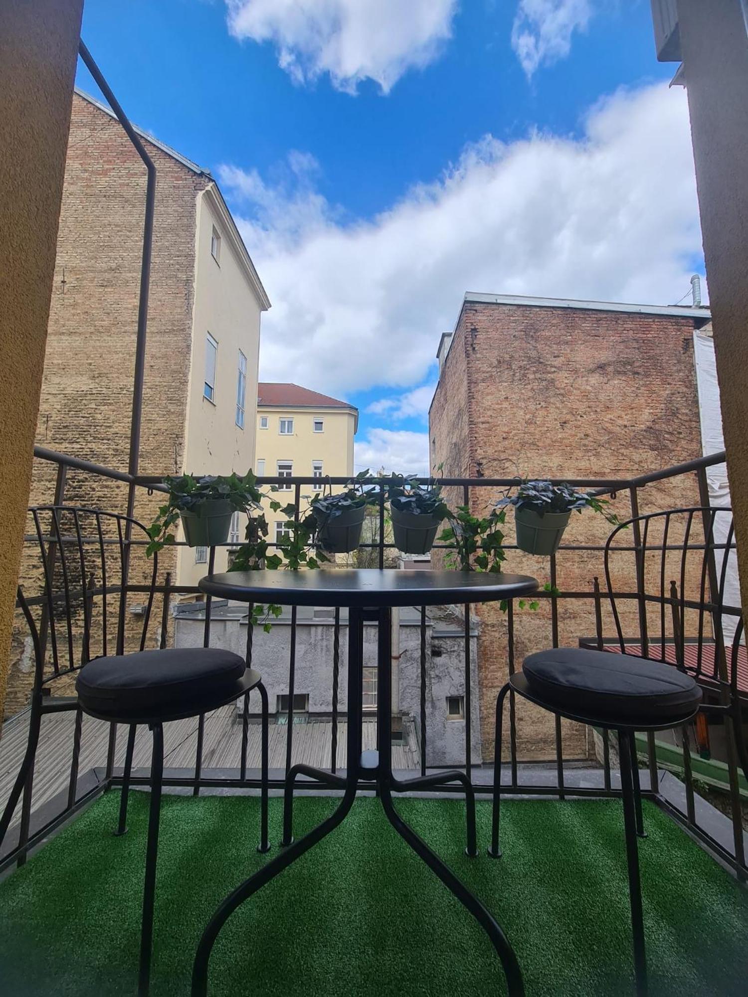 Golden Star Apartment Zagreb Luaran gambar